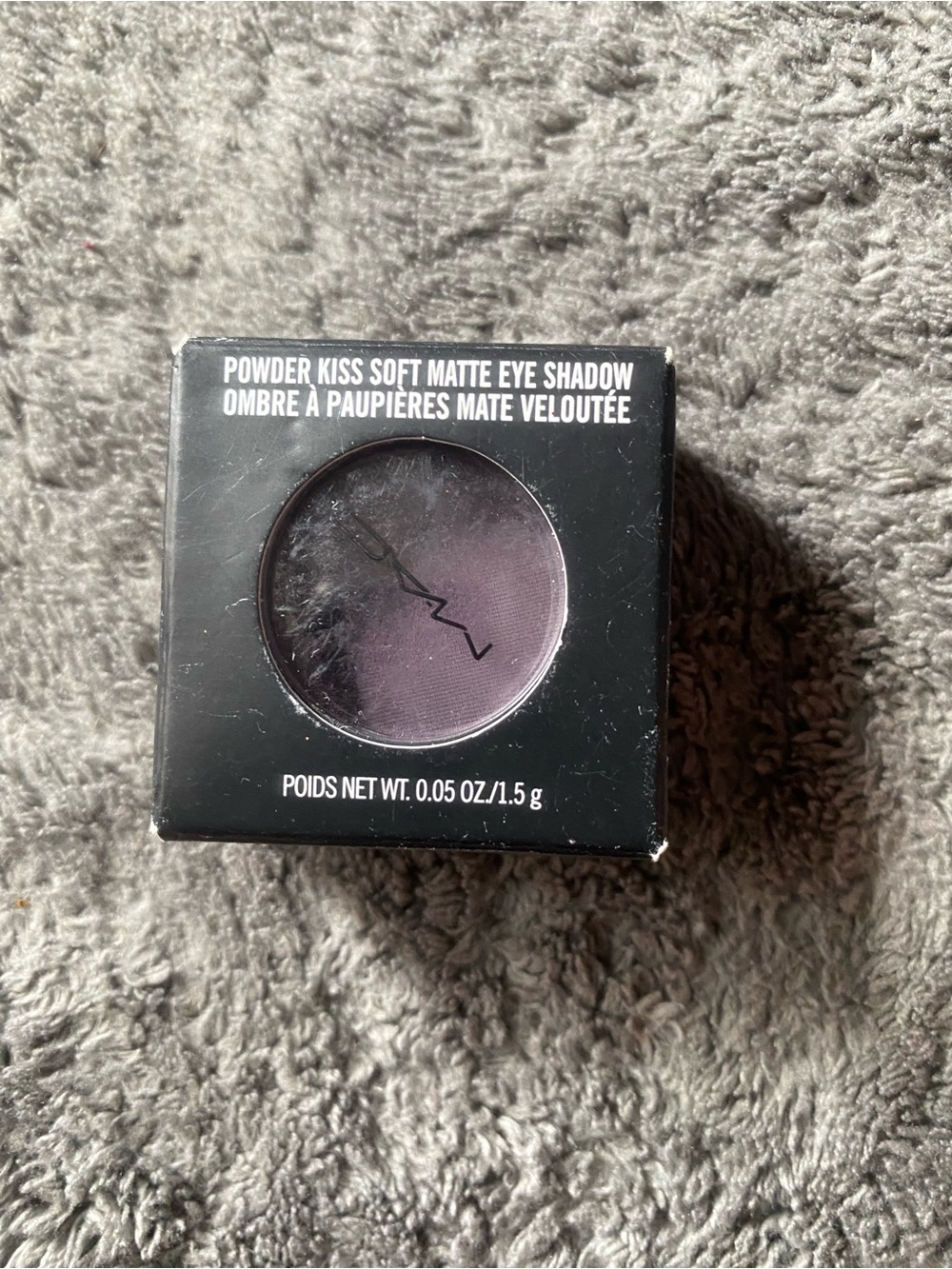 MAC Cosmetics GIVE A GLAM Powder Kiss Soft Matte Eye Shadow - Deep Plum